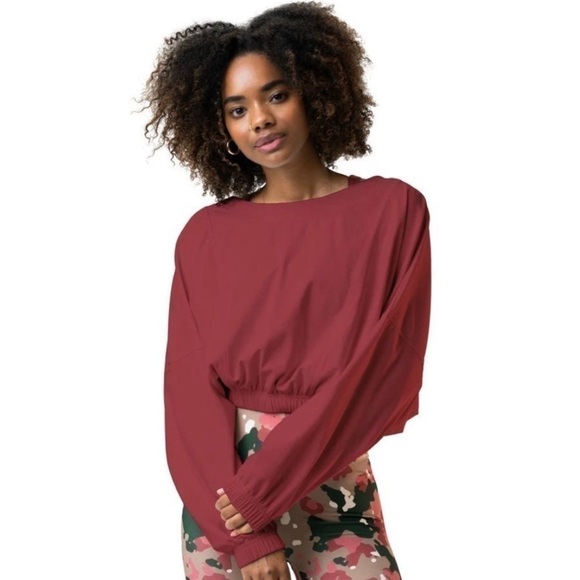 Balance Athletica Tops - Balance Athletica Outlander Crew - Medium